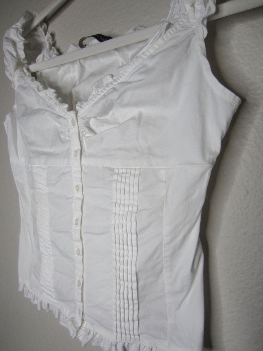 Brandy Melville Elena Top in white - one size - Picture 4 of 6